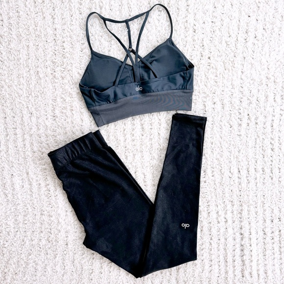 ALO Set: Faux Leather Airbrush High Waist Leggings Black - S. Lavish Bra - M - Picture 2 of 7